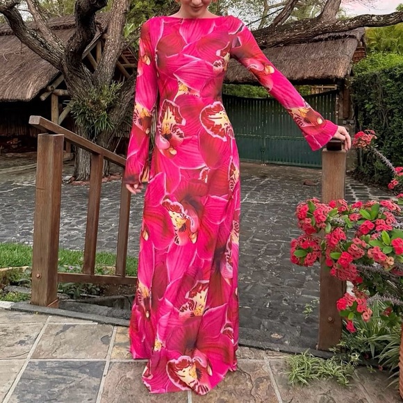 maxi long sleeve formal dress Avery Long Sleeve Maxi Dress / Plum | MESHKI
